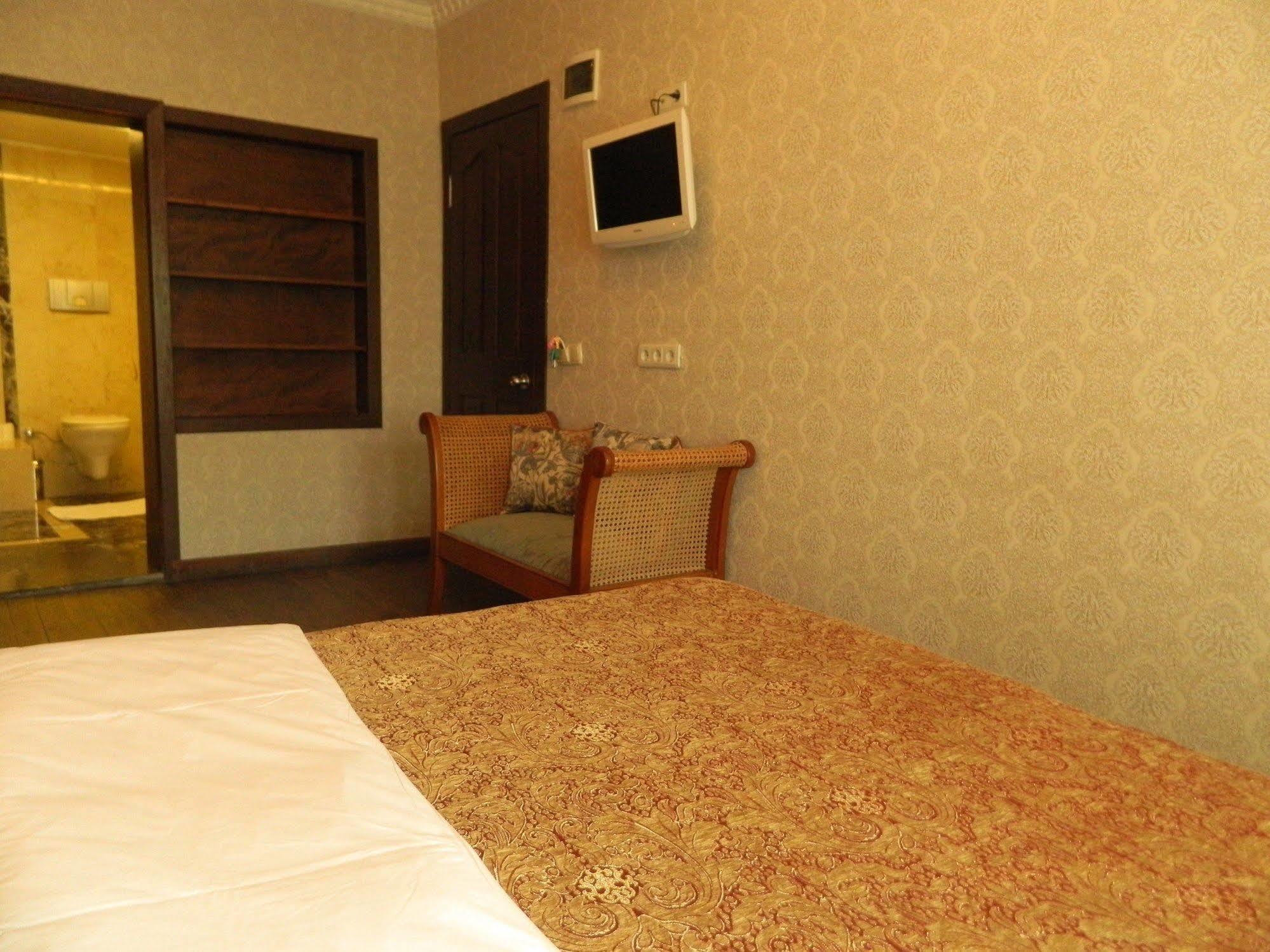 Apricot Hotel Стамбул Экстерьер фото